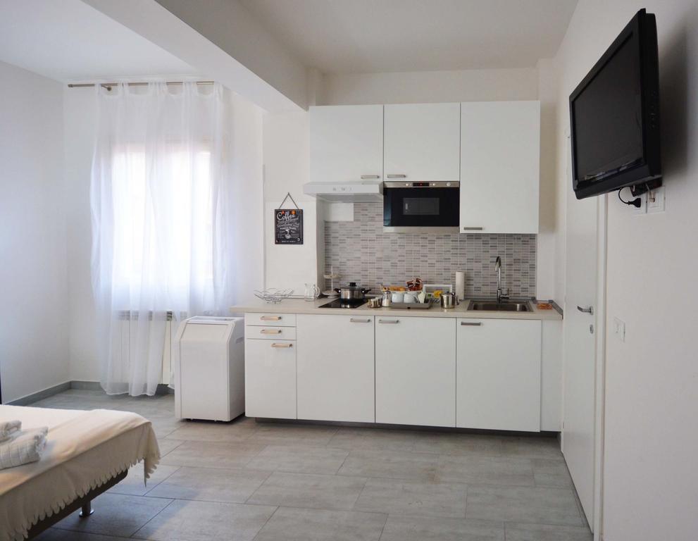 4-Tourist House Bologna-Studio - Self Check-In Bagian luar foto