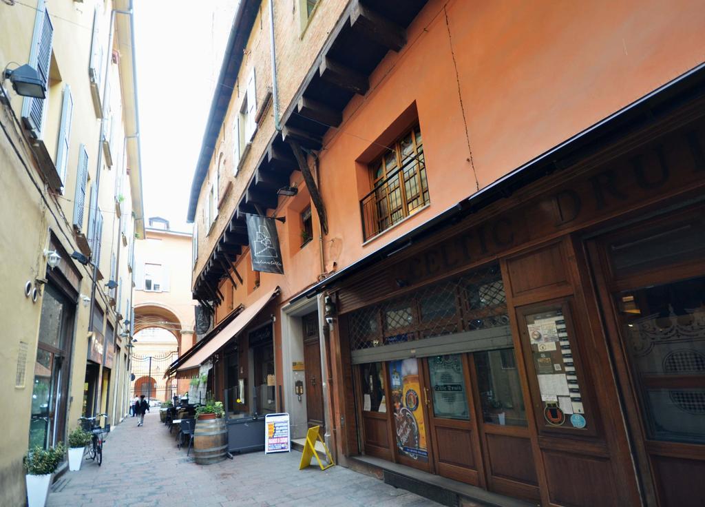 4-Tourist House Bologna-Studio - Self Check-In Bagian luar foto